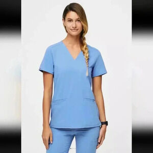 Figs women's ceil blue scrub set